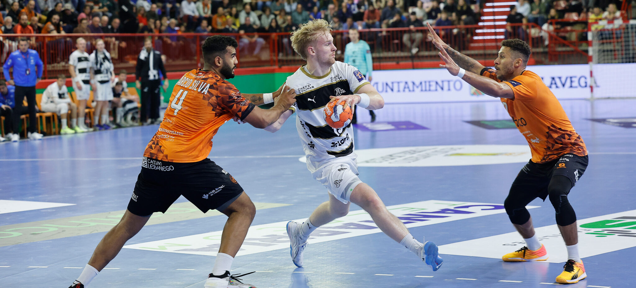 In Torrelavega Junger Thw Kiel Gewinnt Auch Das F Nfte Spiel In