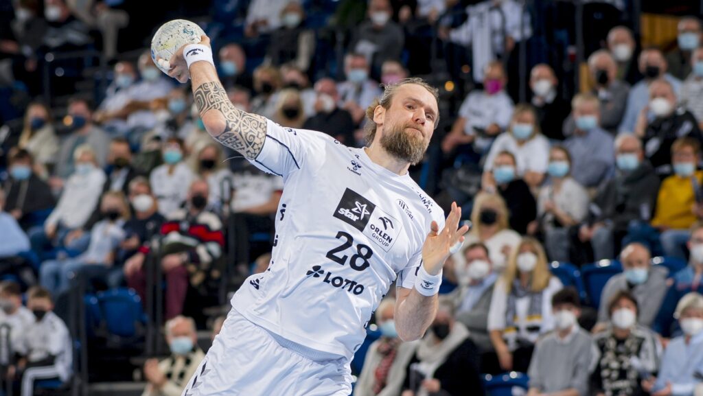 HANDBALL 2021/22: THW Kiel - HC Erlangen
