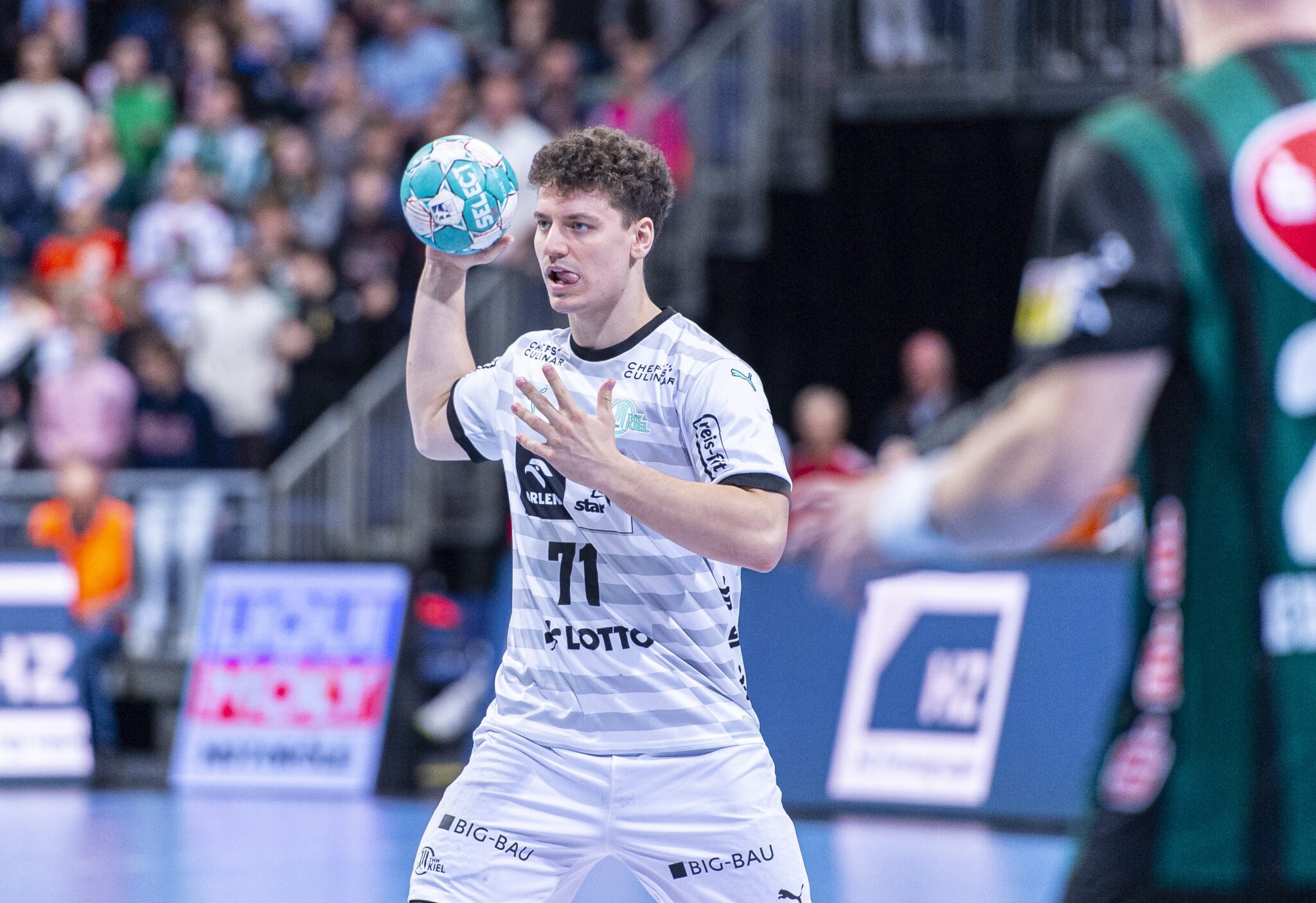 THW Kiel Verliert Tore-Hatz Bei Der TSV Hannover-Burgdorf Mit 33:36 ...