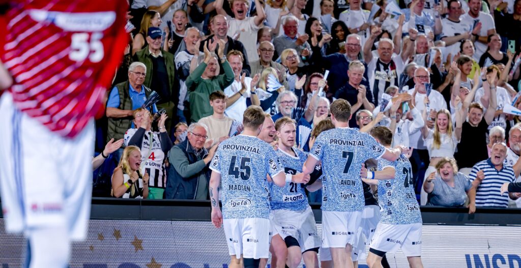 HANDBALL 2024/25: THW Kiel - HSV Hamburg