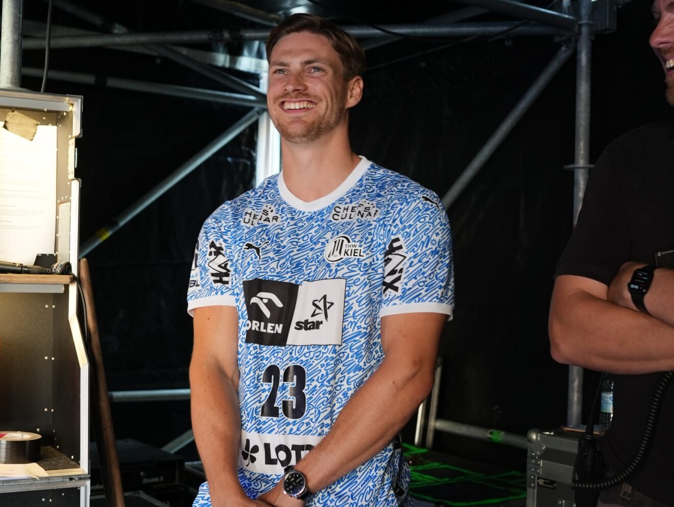 Große Ehre für den Kieler Jung: Rune Dahmke eröffnete die Kieler Woche ...