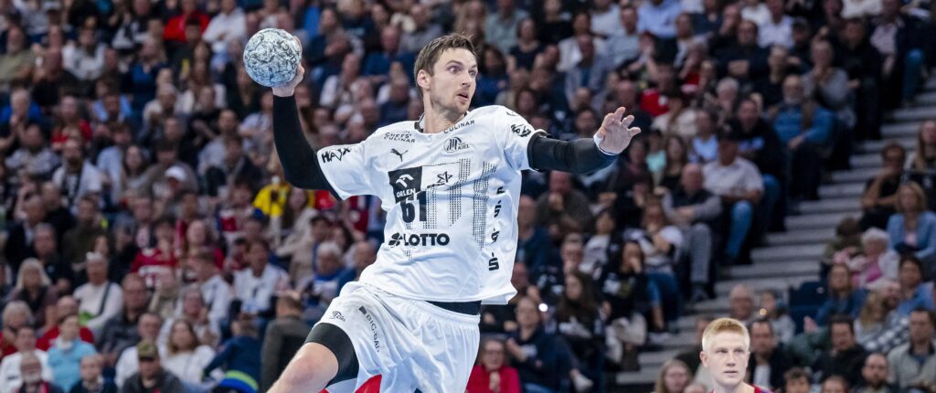HANDBALL 2024/25: HSV Hamburg - THW Kiel