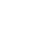 Das PUMA-Logo in Weiß zeigt das Wort PUMA in fetten Großbuchstaben mit einer springenden Puma-Silhouette (Katze) über dem Text auf schwarzem Hintergrund.